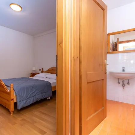 Apartment Eden Falcade